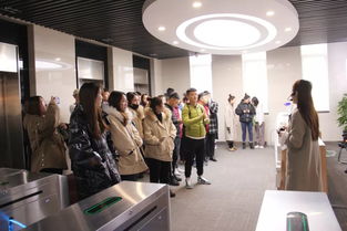 产教融合新探索 辽阳职业技术学院网络营销专业师生赴中嘉博众集团开展家禽销售技术服务认知游学